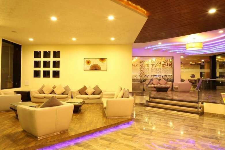 Hotel Patang Residency