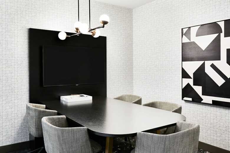 AC Hotel By Marriott Miami Airport West/doral