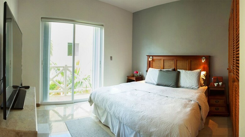 Ocean View Apartments By Homing Bird