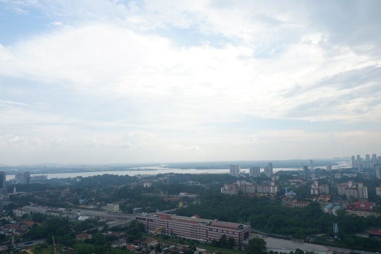 Apartamentos Flexiasia City Garden. Pinnacle Tower