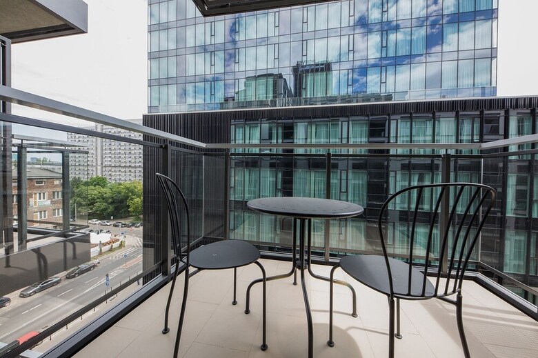 Apartamentos Shortstaypoland Mennica Residence (B50)