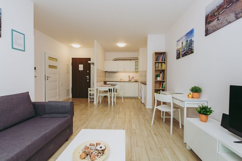 Apartamentos Shortstaypoland Mennica Residence (B50)