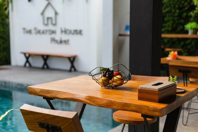 Hotel The Seaton House Phuket