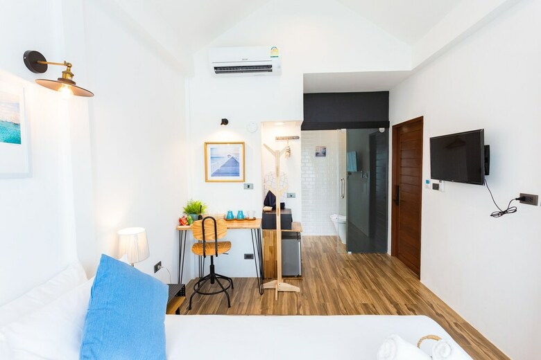 Hotel The Seaton House Phuket