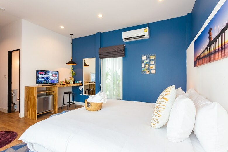 Hotel The Seaton House Phuket