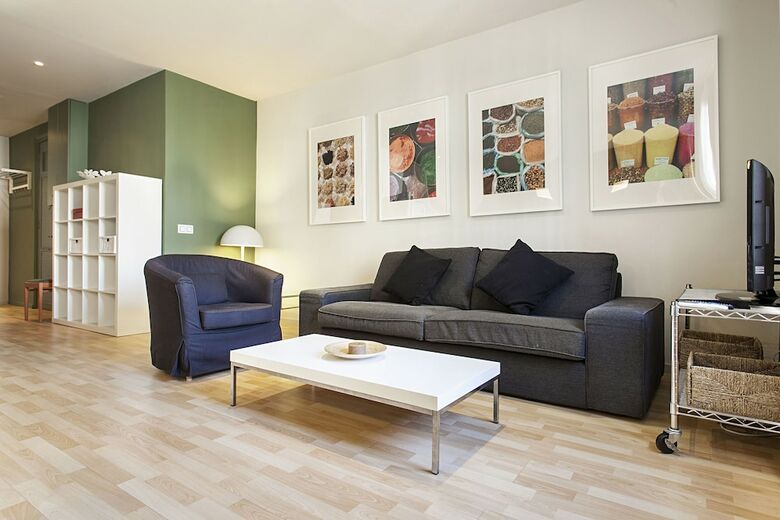 Habitat Apartments Plaza Espa�a