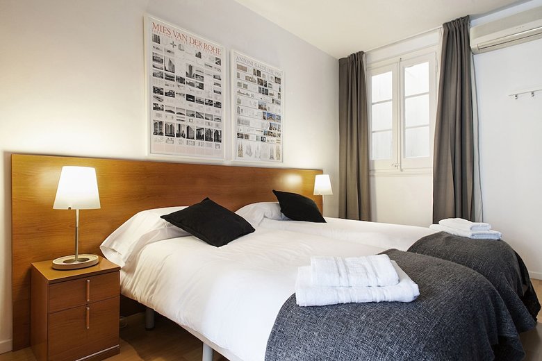 Habitat Apartments Plaza Espa�a