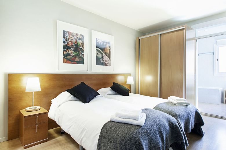 Habitat Apartments Plaza Espa�a