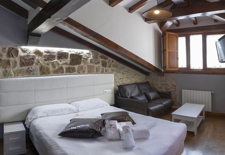 Apartamentos La Casa de Don Pablo