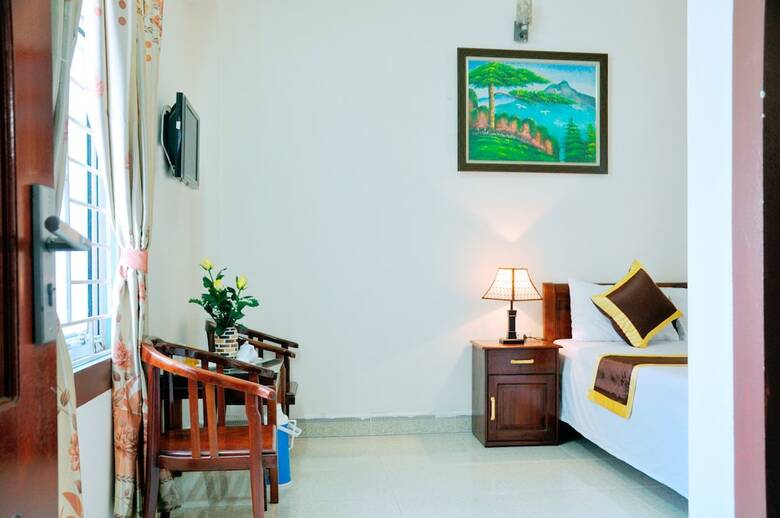 Hostal Ha Minh Hotel
