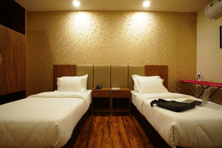 Hotel All Heavens Gold