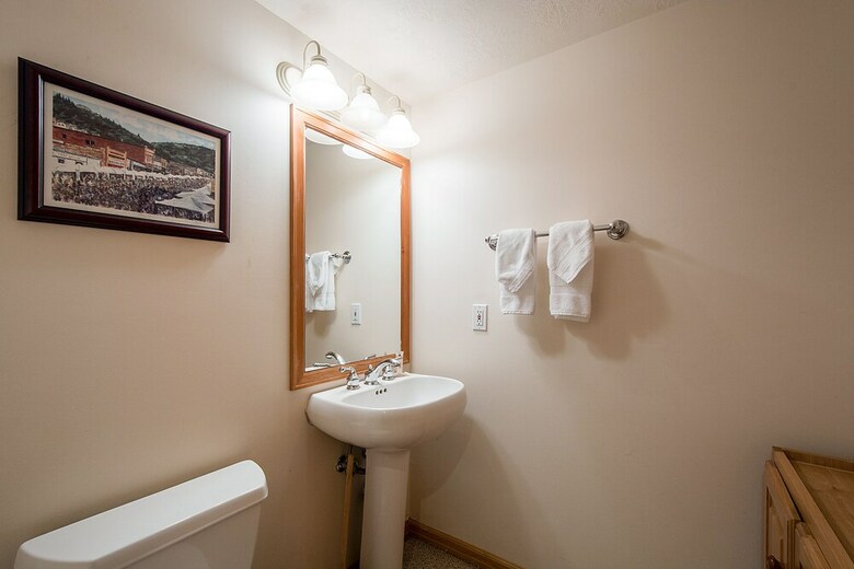 The Caledonian By All Seasons Resort Lodging