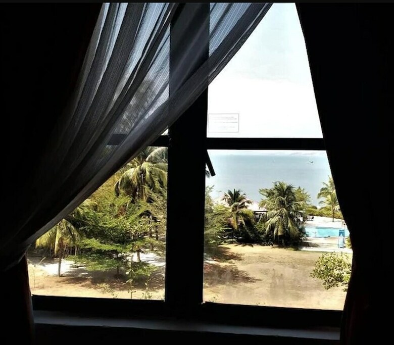 Hotel Bella Vista Waterfront Resort