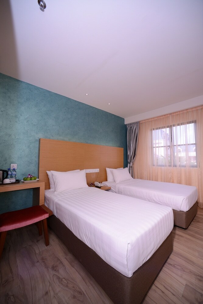 Hotel Bella Vista Waterfront Resort