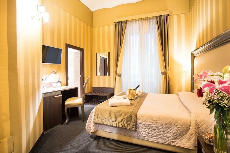Nice Rome Holiday