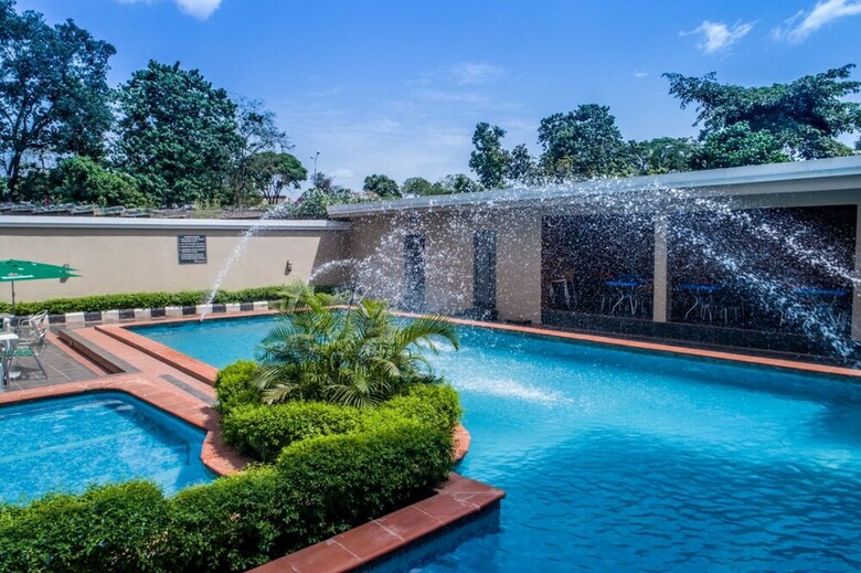 Hotel Adig Suites