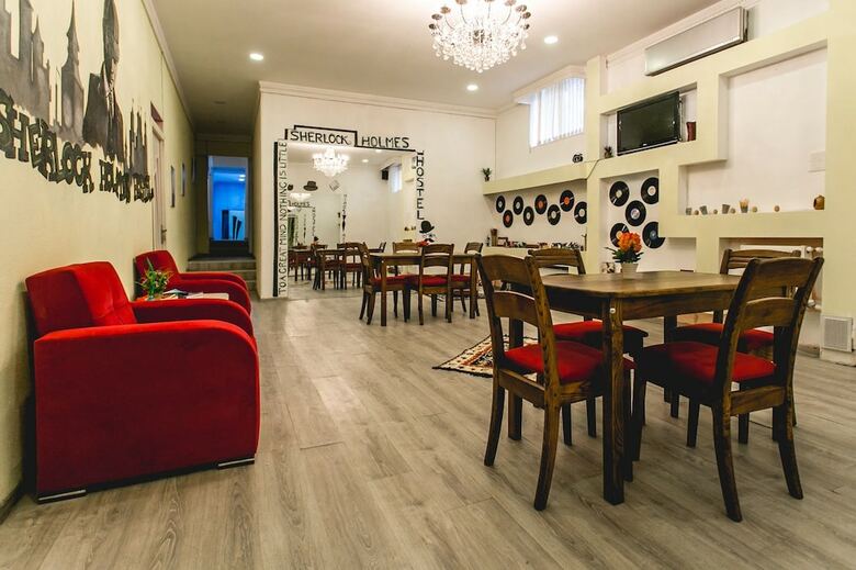 Hostal Sherlock Holmes Hostel Baku