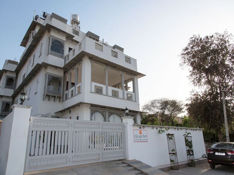 Hotel Oyo 13793 Villa Sagat Raaso
