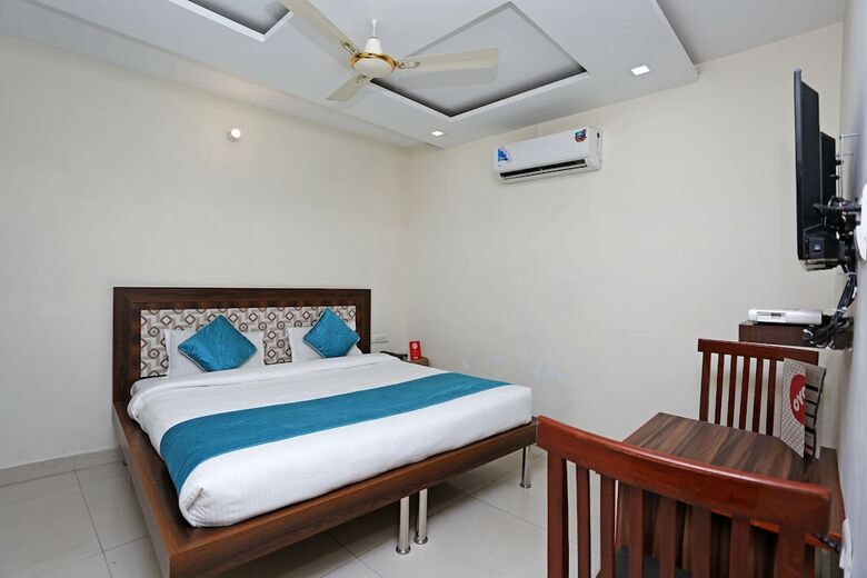 Oyo 8590 Hotel Sea