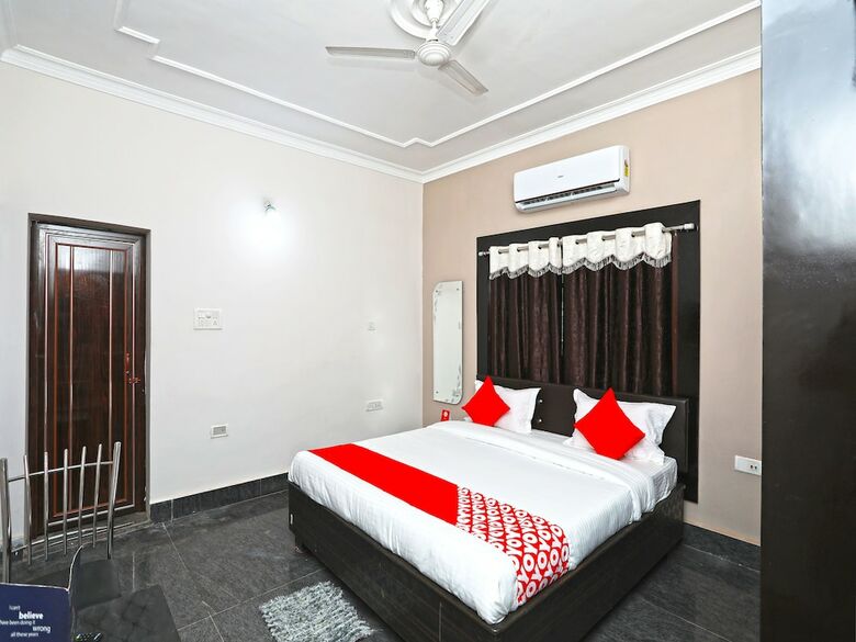 Hotel Oyo 14988 Regal Stays