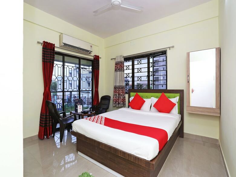Hotel Oyo 15450 City Point Newtown