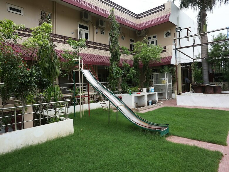 Oyo 8391 Hotel Sanjog Resort