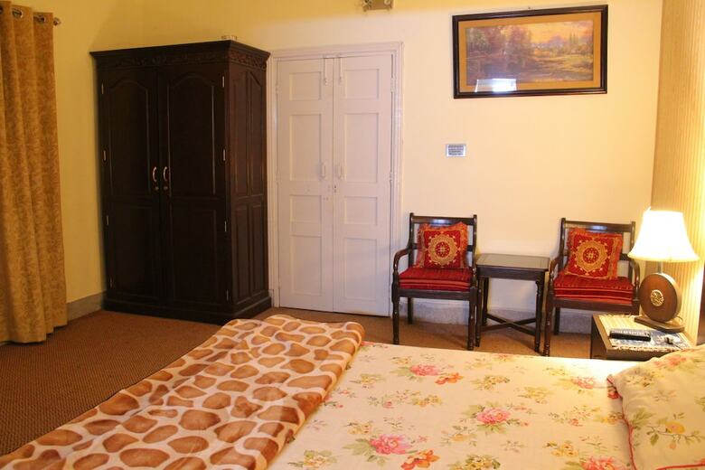 Hotel West End Guest House