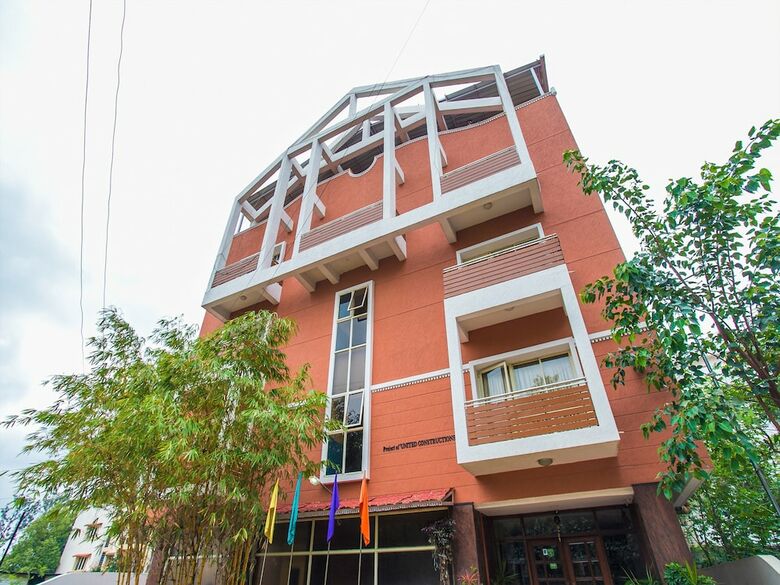 Hotel Oyo 3496 Dass Suites