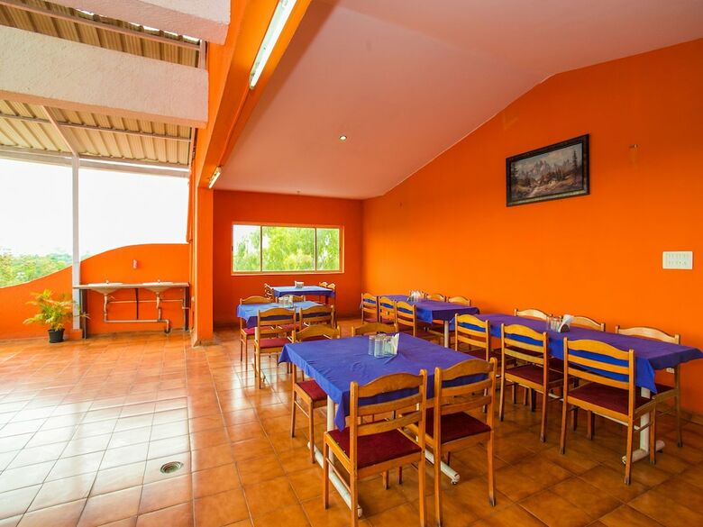 Hotel Oyo 3496 Dass Suites