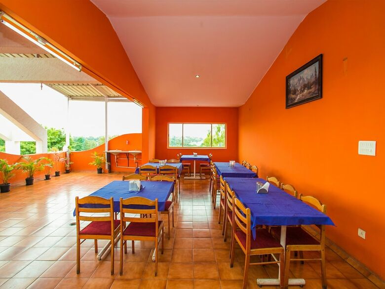 Hotel Oyo 3496 Dass Suites