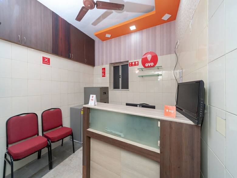 Apartamentos Oyo 16596 Akash Inn Elite