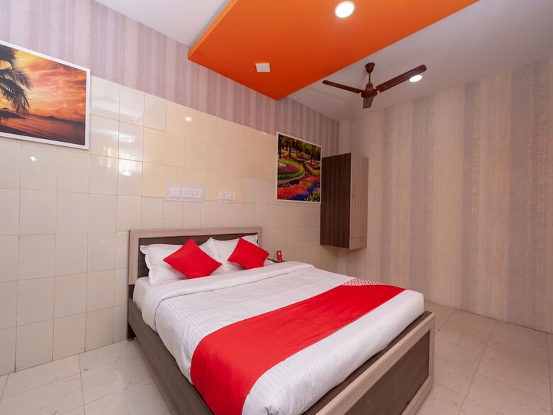 Apartamentos Oyo 16596 Akash Inn Elite