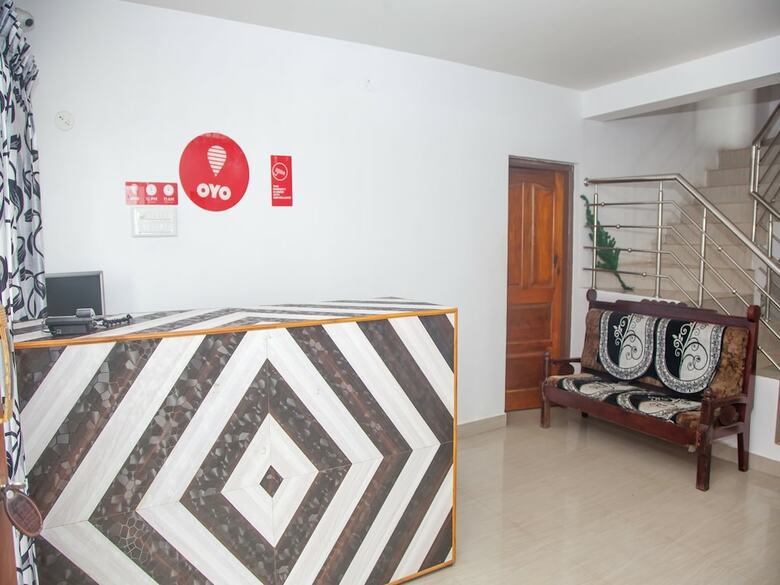 Hotel Oyo 17079 Green Valley Homes