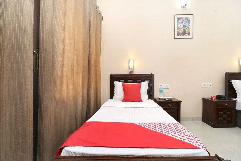 Oyo 17381 Hotel City Look