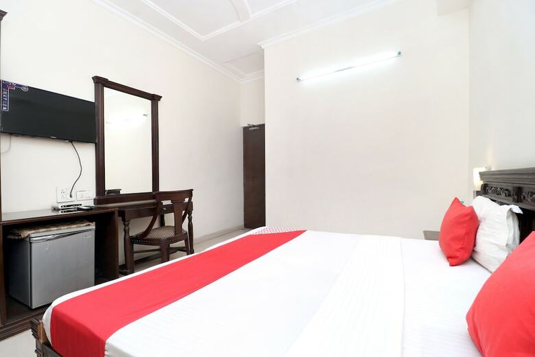 Oyo 17381 Hotel City Look