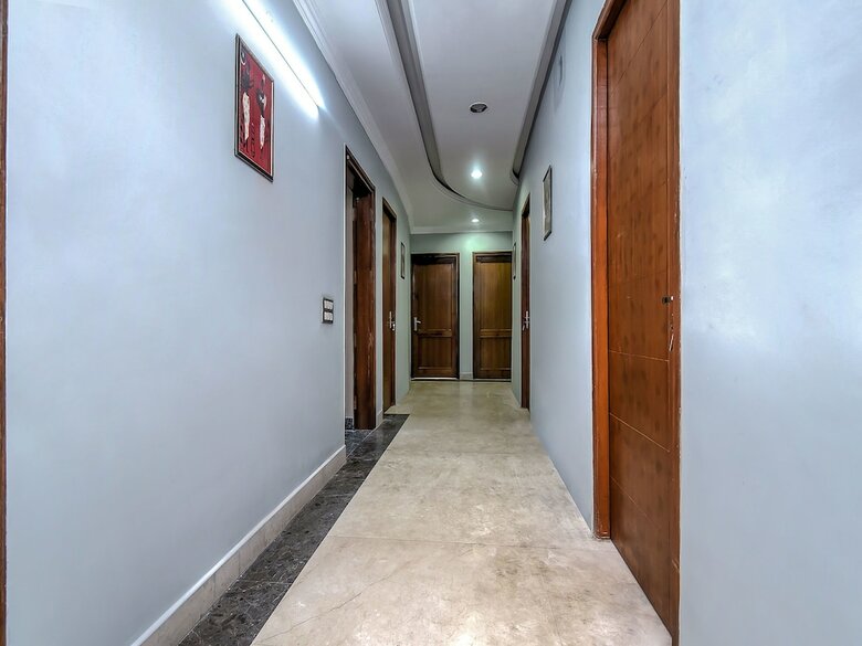 Hotel Oyo 18254 Glorious Stayz