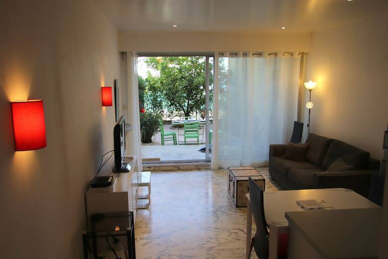 Apartamentos Happy Few - Eros