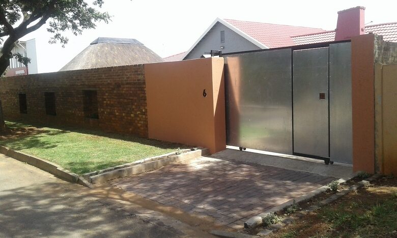 Bed & Breakfast Acacia Guesthouse