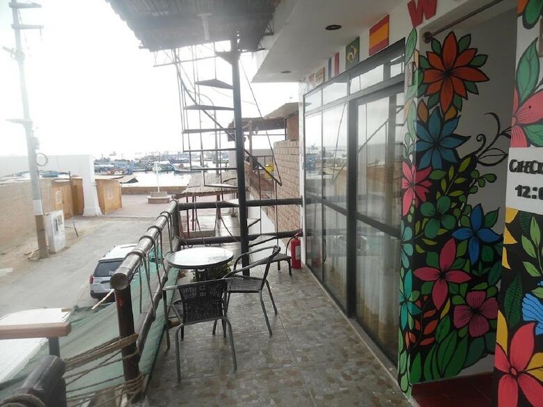 Hostal Hostel Yakumama Paracas
