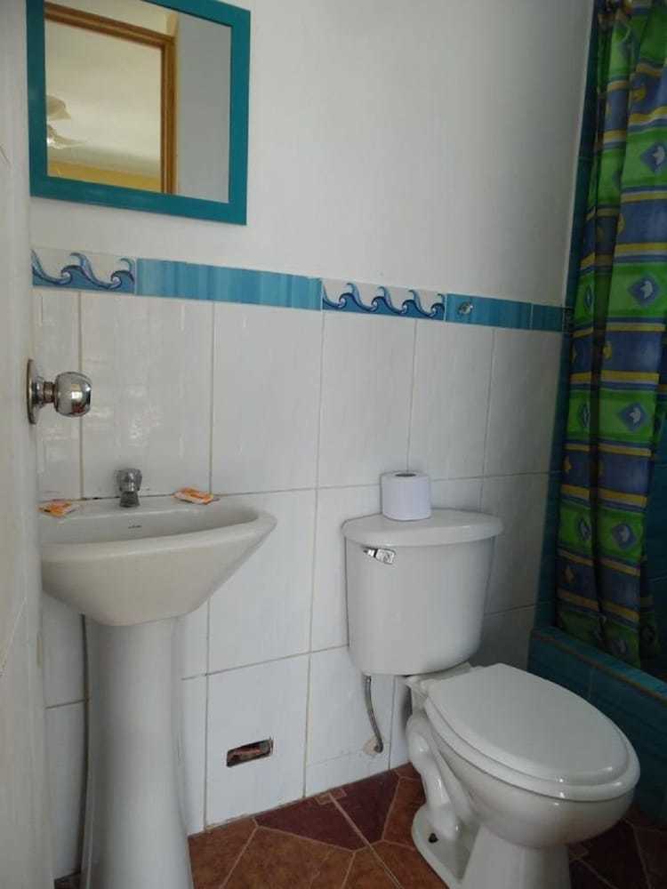 Hostal Hostel Yakumama Paracas