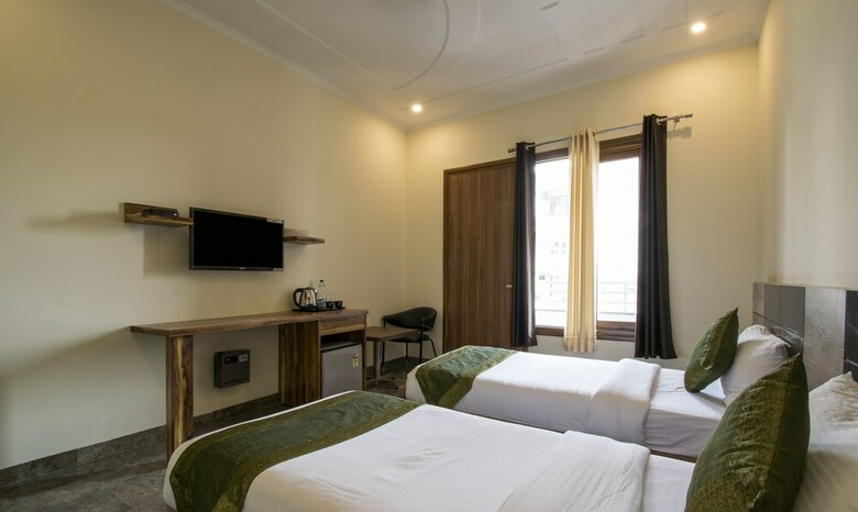 Hotel Treebo Trend Corporate 32,medicity