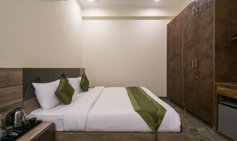 Hotel Treebo Trend Corporate 32,medicity