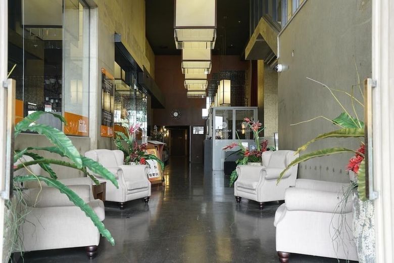 Auckland Cbd Modern 2 Bedroom Apartment