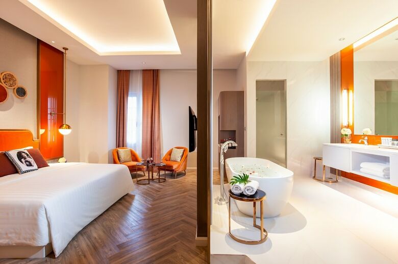 La Seine Hotel By Burasari