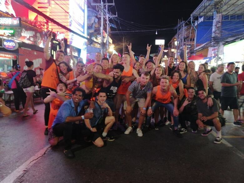 Hostal Bodega Phuket Party Hostel - Adults Only