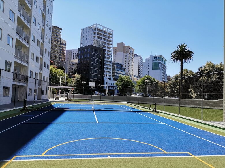 2 Bedroom Apartment In Central Location