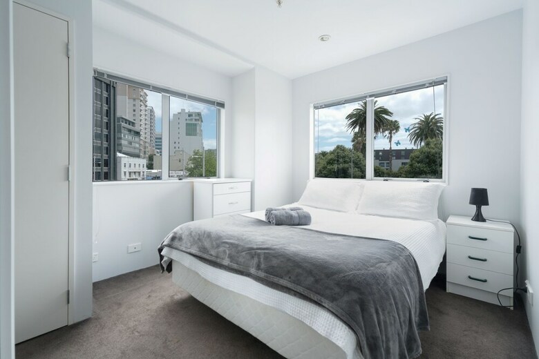 2 Bedroom Apartment In Central Location