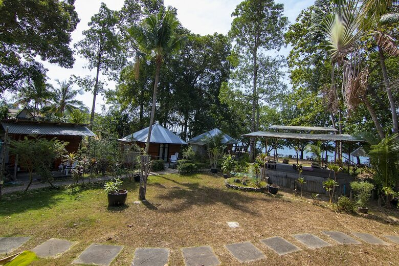Hotel Ban Na Kai Mook Beach