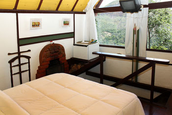 Hostal Pousada Le Siramat