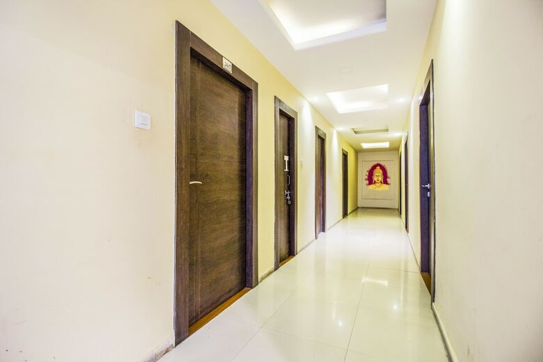 Fabhotel Damanis Lake Pichola